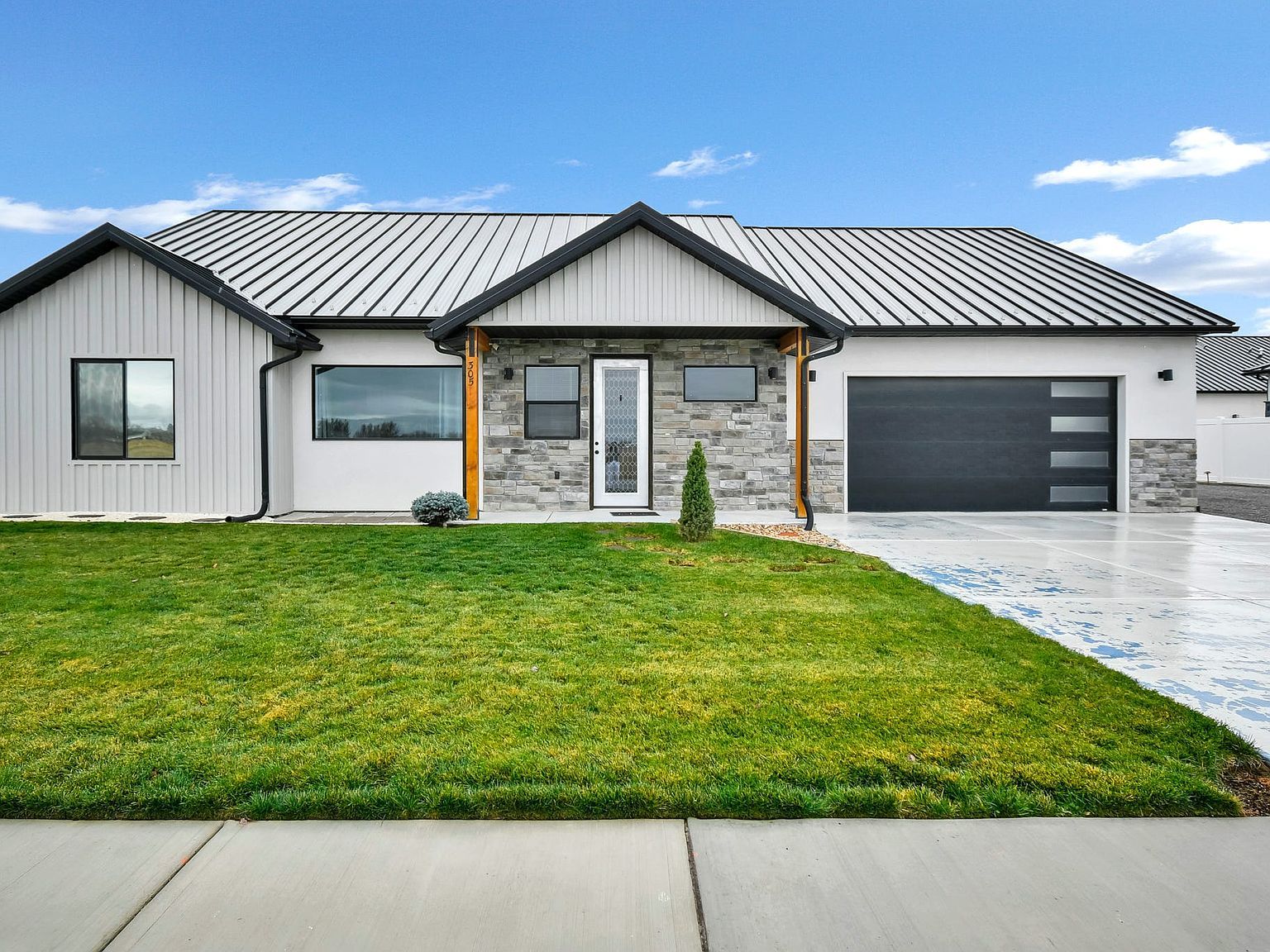 305 W 400 S Ephraim, UT 84627 - Thumbnail 2
