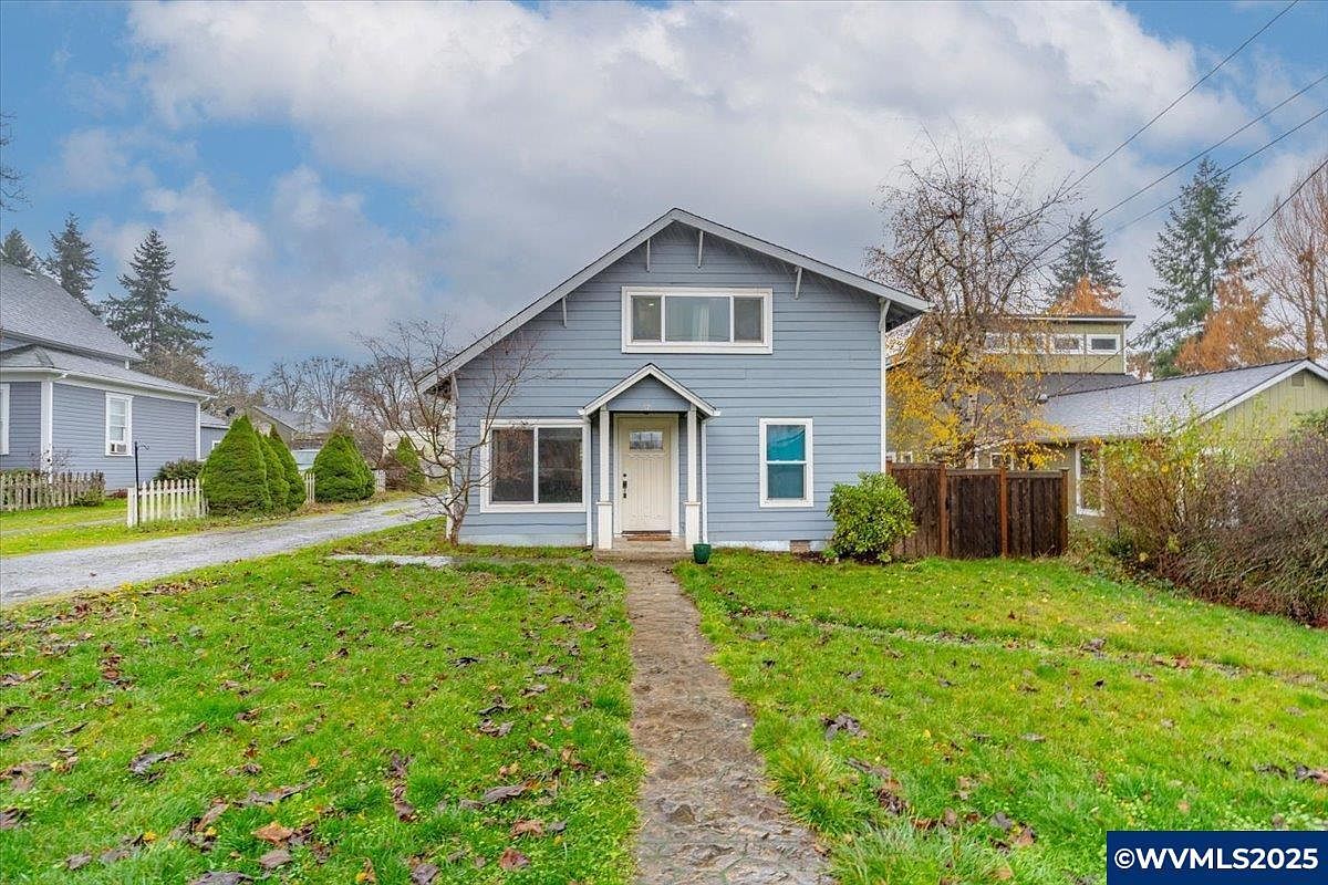 515 Norway St Silverton, OR 97381 - Thumbnail 2