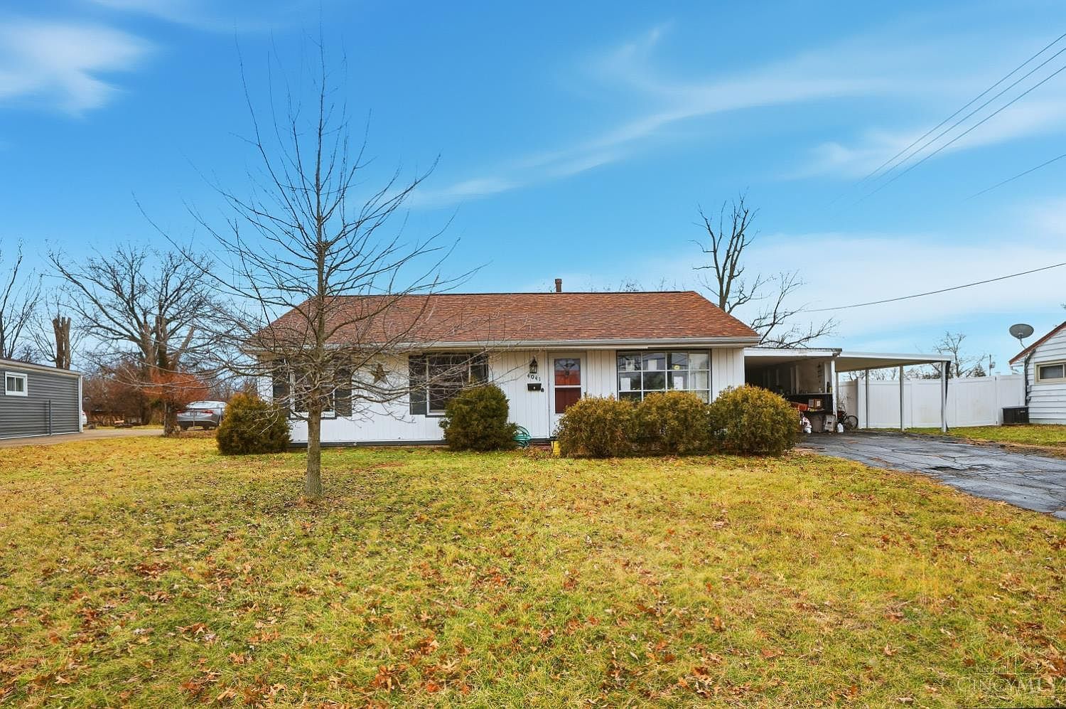 4041 Larchview Dr Cincinnati, OH 45236 - Thumbnail 2