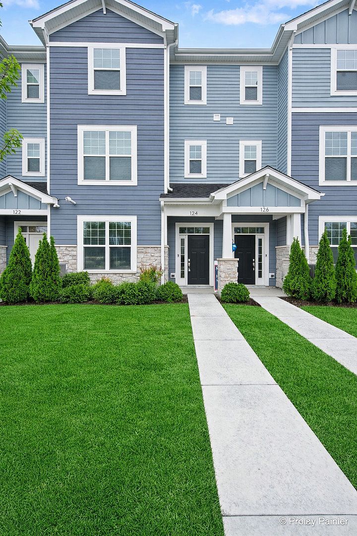 124 E Main St Cary, IL 60013 - Thumbnail 2