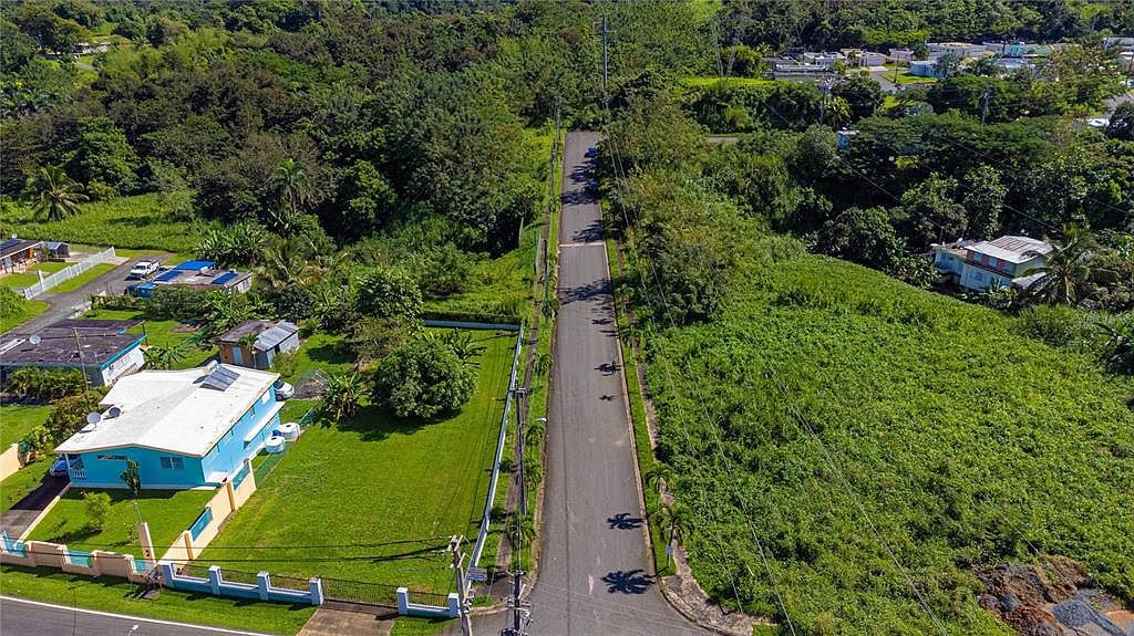 Urb Reparto Leila Boquebrada Cruz Toa Alta, PR 00953 - Thumbnail 2