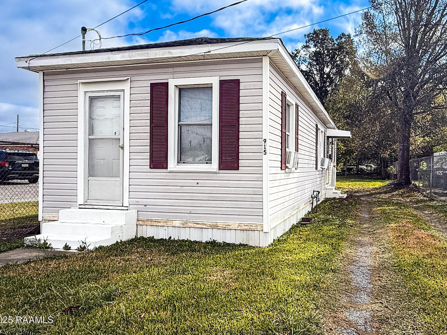 915 Center St New Iberia, LA 70560 - Thumbnail 2