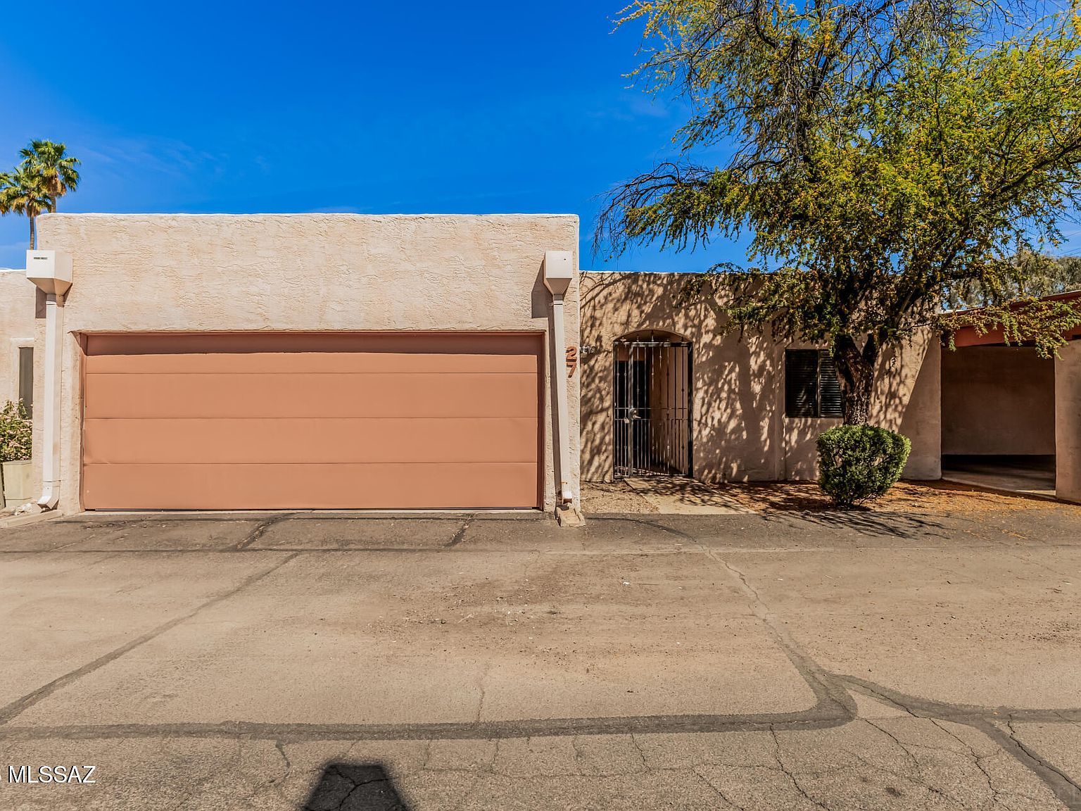 1949 N Swan Rd Unit 27 Tucson, AZ 85712 - Thumbnail 2