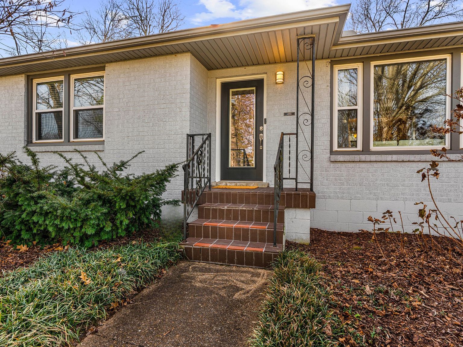 4019 Moss Rose Dr Nashville, TN 37216 - Thumbnail 2