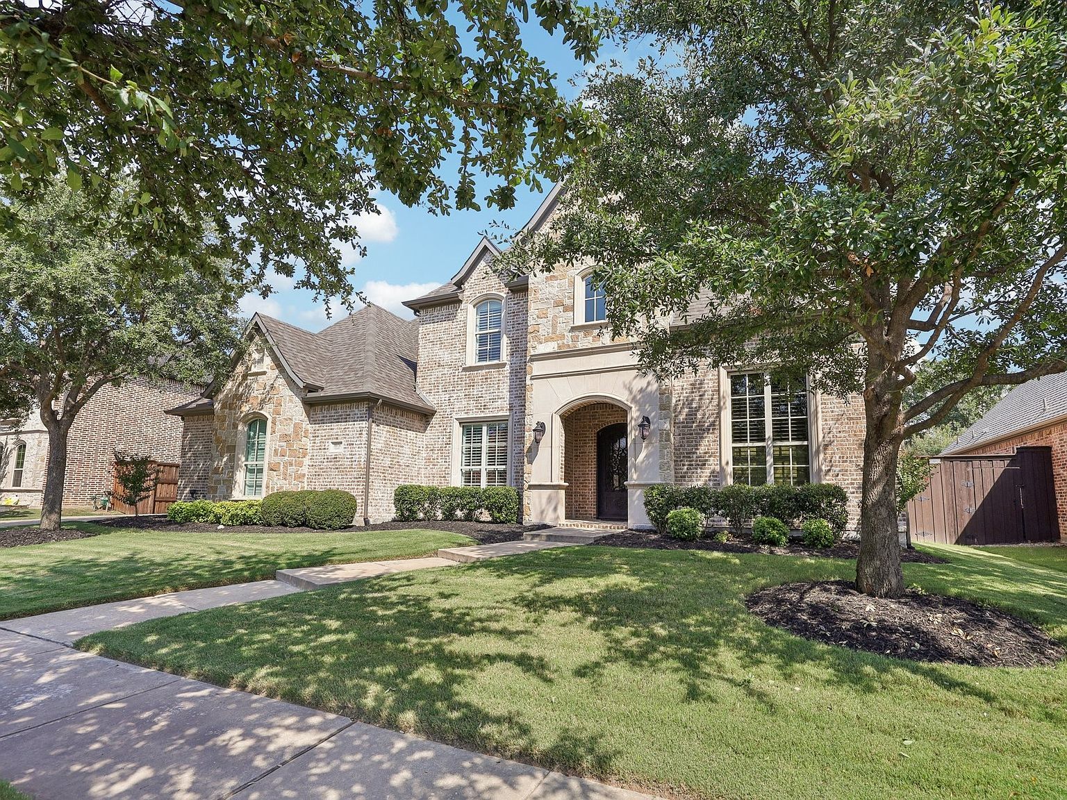 9976 Tate Ln Frisco, TX 75033 - Thumbnail 2