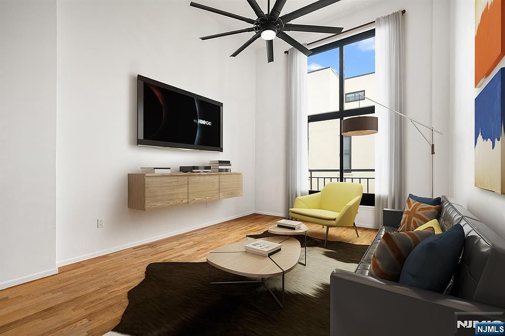 518-536 Gregory Ave #A425 Weehawken, NJ 07086 - Thumbnail 2