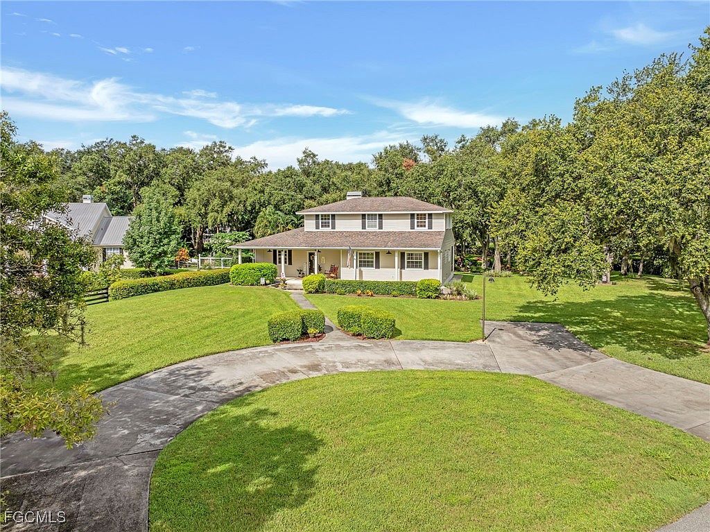 4691 Long Lake Dr Fort Myers, FL 33905 - Thumbnail 2