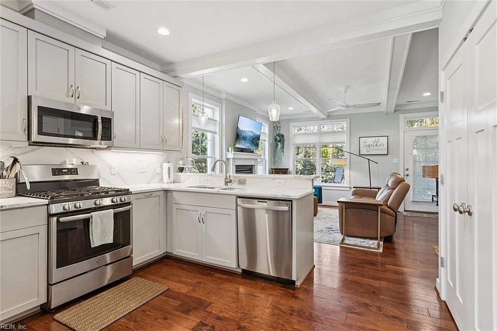 32 Village Park Ln Poquoson, VA 23662 - Thumbnail 2