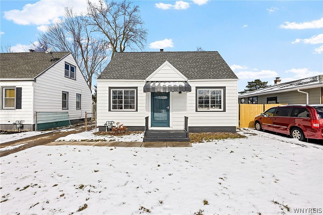 538 Taunton Pl Buffalo, NY 14216 - Thumbnail 2