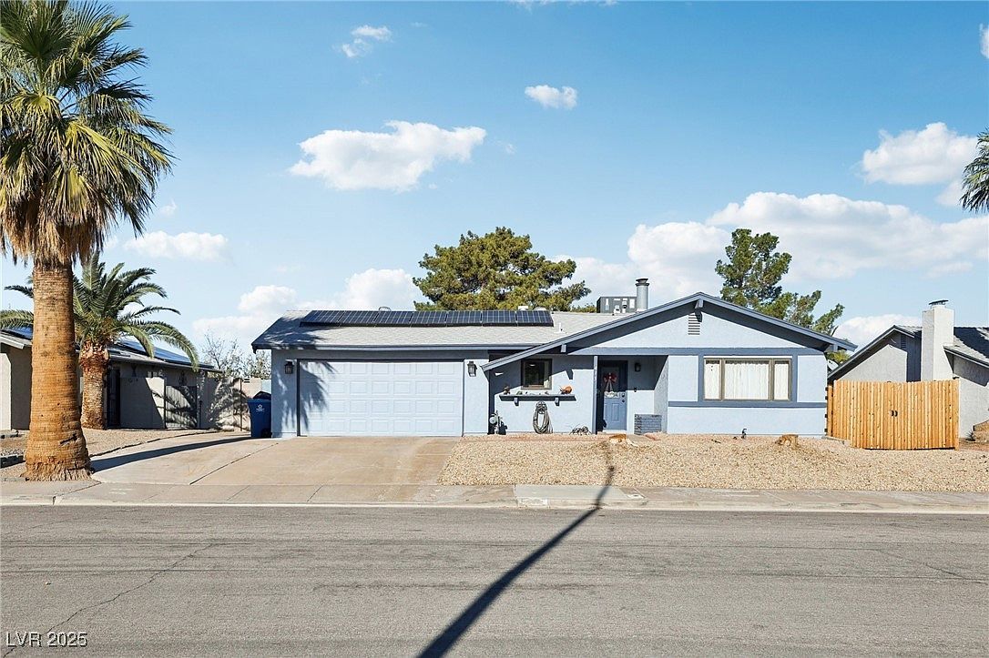 415 Chateau Dr Henderson, NV 89002 - Thumbnail 2