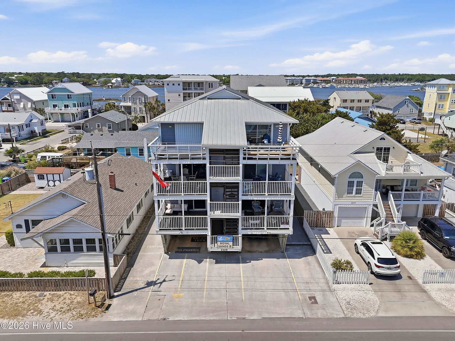 1305 Carolina Beach Ave N APT 1A Carolina Beach, NC 28428, 28428