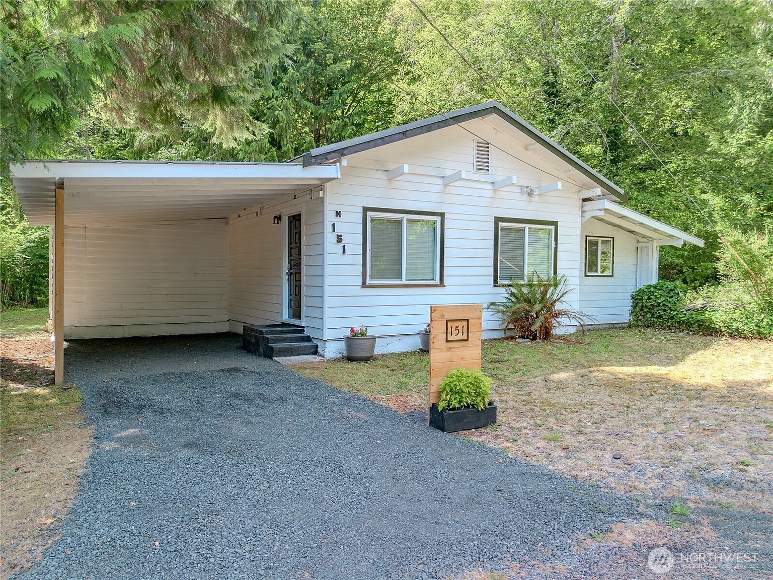 151 N Susan Ave Hoodsport, WA 98548 - Thumbnail 2