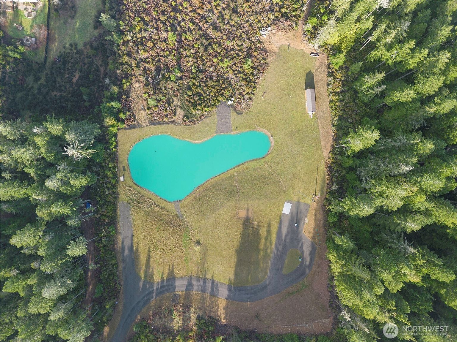 151 E Kingsley Pl Belfair, WA 98528 - Thumbnail 2