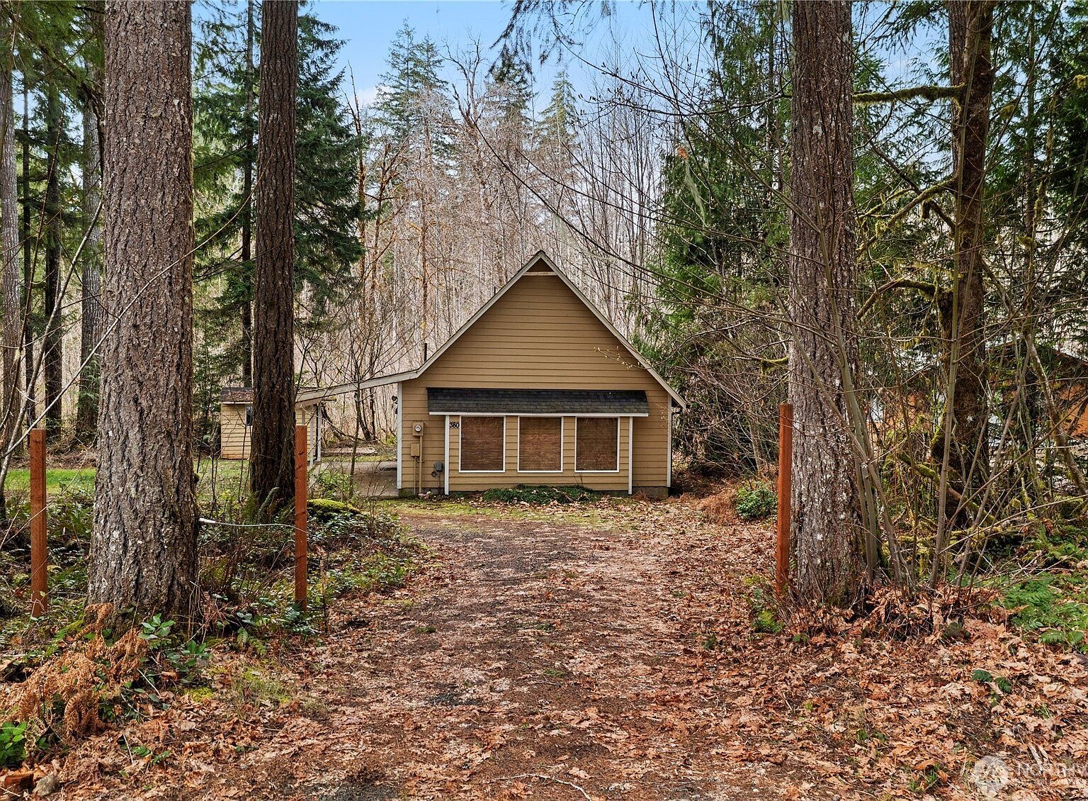 380 N Duckabush Dr E Hoodsport, WA 98548 - Thumbnail 2