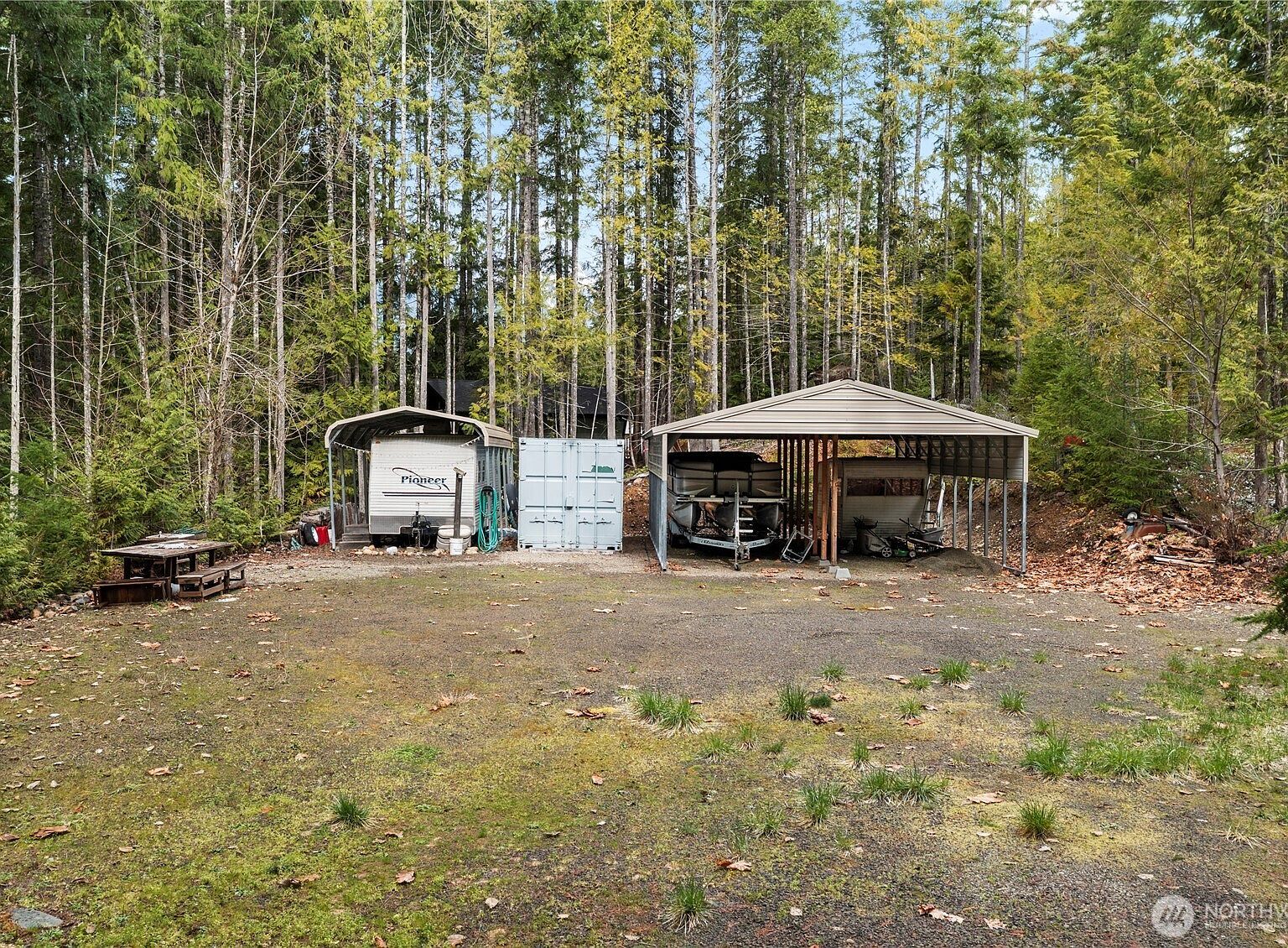 61 N Dow Ct Hoodsport, WA 98548, 98548