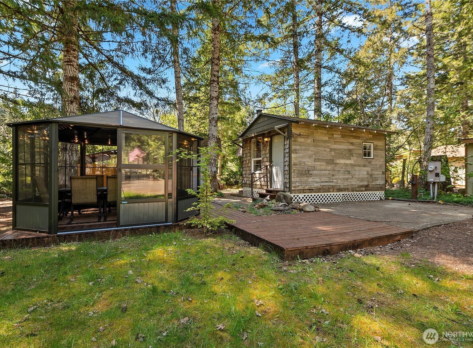 211 N Mount Christie Dr Hoodsport, WA 98548, 98548