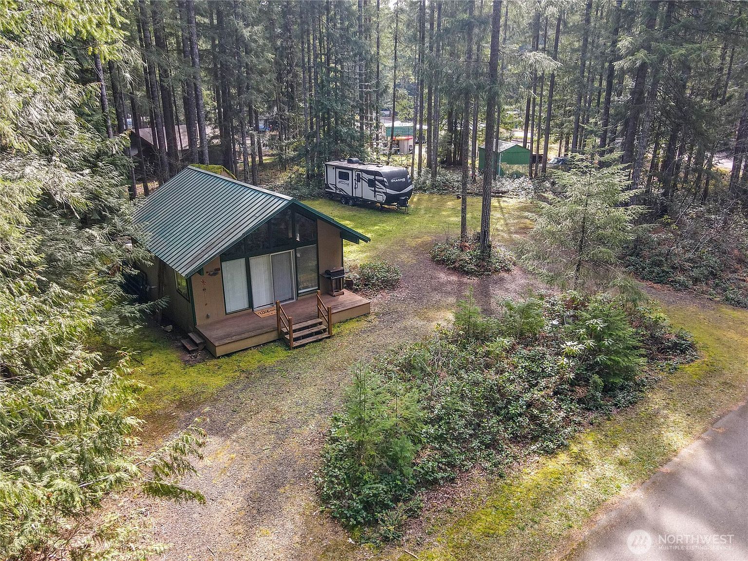 61 N Hamma Hamma Dr W Hoodsport, WA 98548 - Thumbnail 2