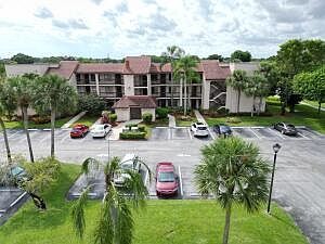 10110 Cedar Point Blvd APT 105 Boynton Beach, FL 33437 - Thumbnail 2