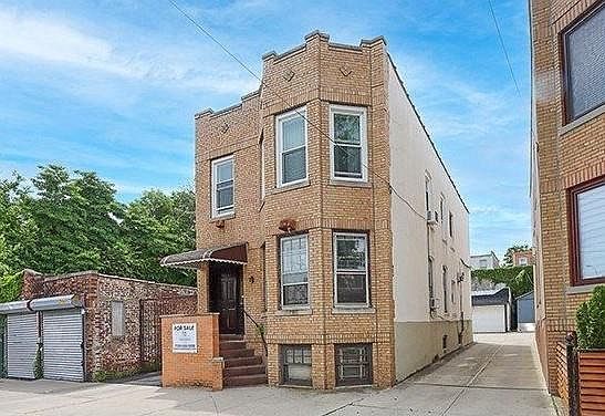 6456 Woodbine St Flushing, NY 11385 - Thumbnail 2