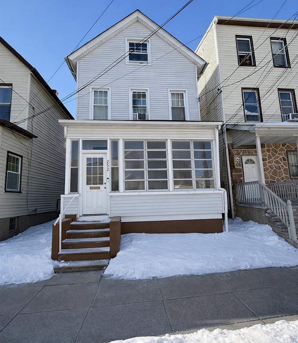 252 Clark Pl Elizabeth, NJ 07206 - Thumbnail 2