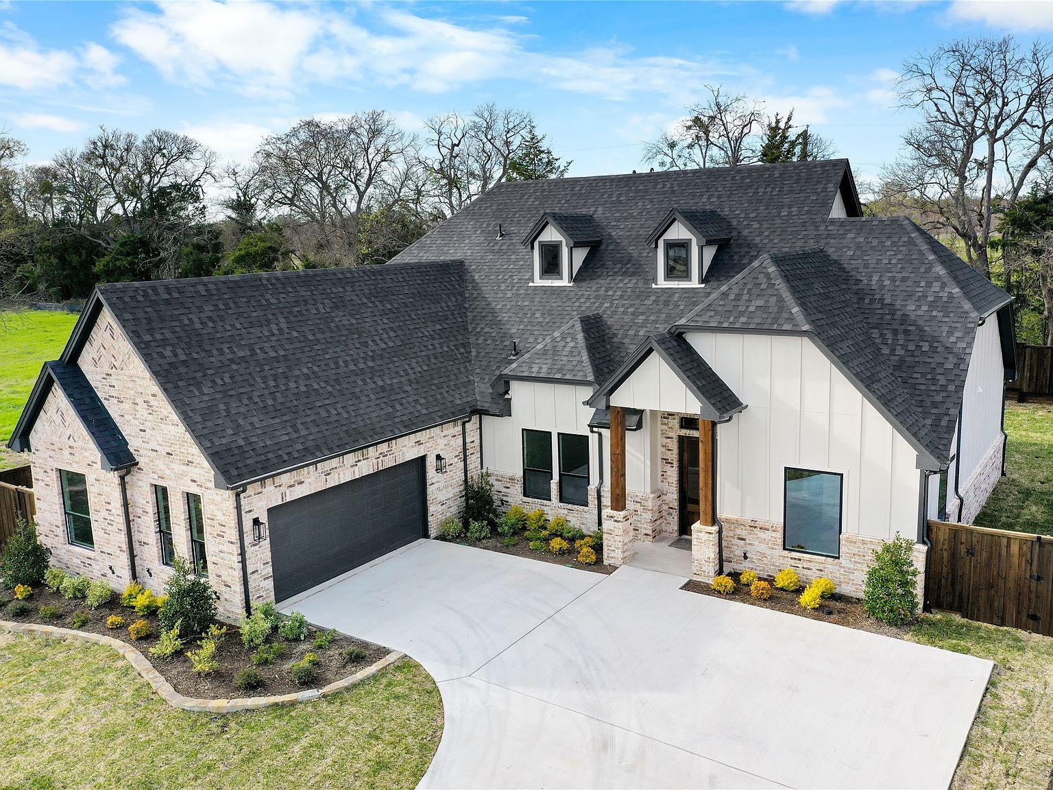 1908 Heritage Knoll Dr Sherman, TX 75092  | Single Family