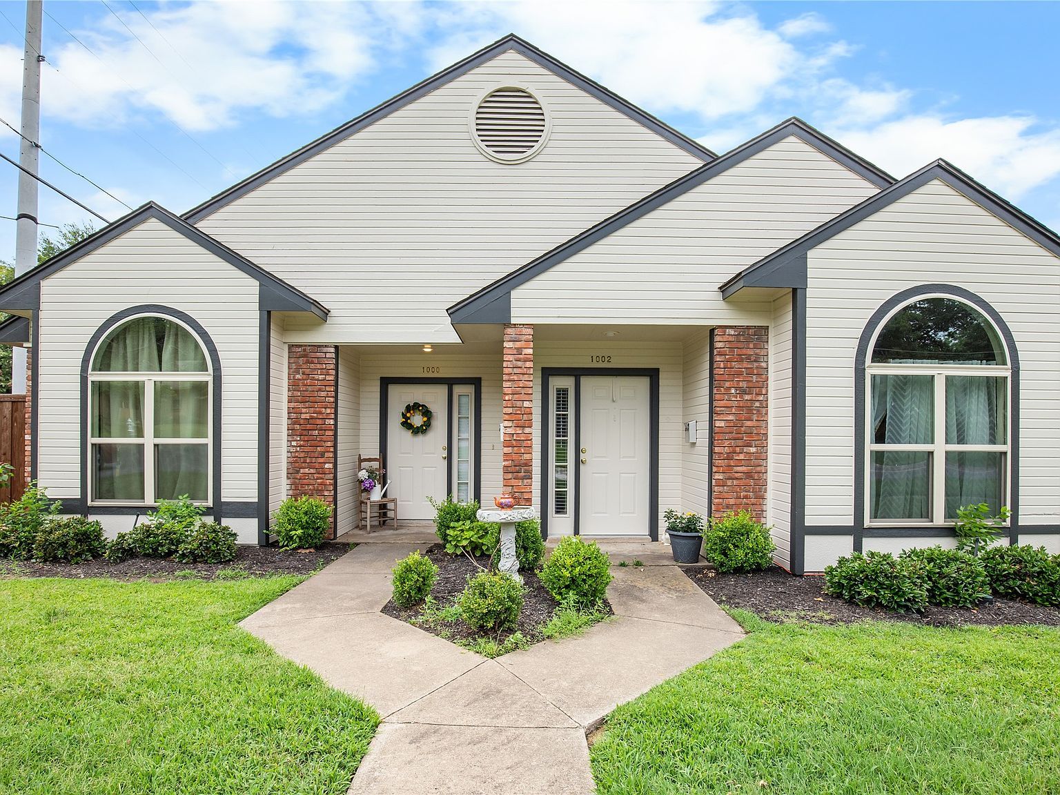 1002 W Washington St Sherman, TX 75092  | Multi Family