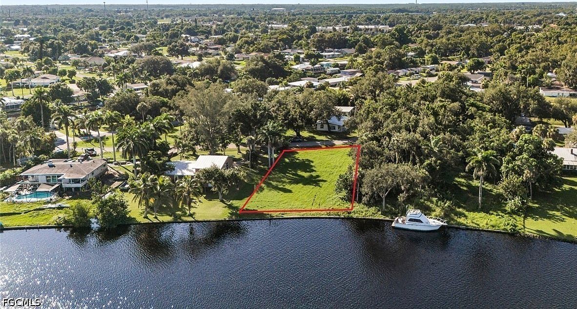 4859 E Riverside Dr Fort Myers, FL 33905  | Land/Lot