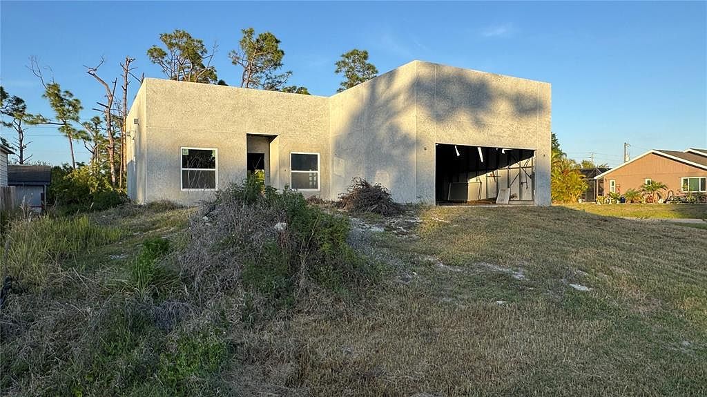 5182 Hopkins Ave Port Charlotte, FL 33981 | Condominium