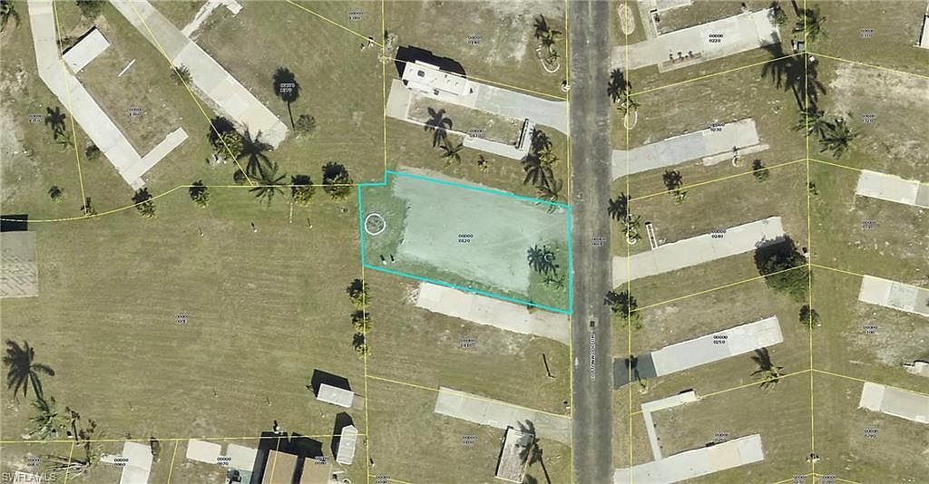 12 Cottonwood Dr Fort Myers, FL 33908 - Thumbnail 2