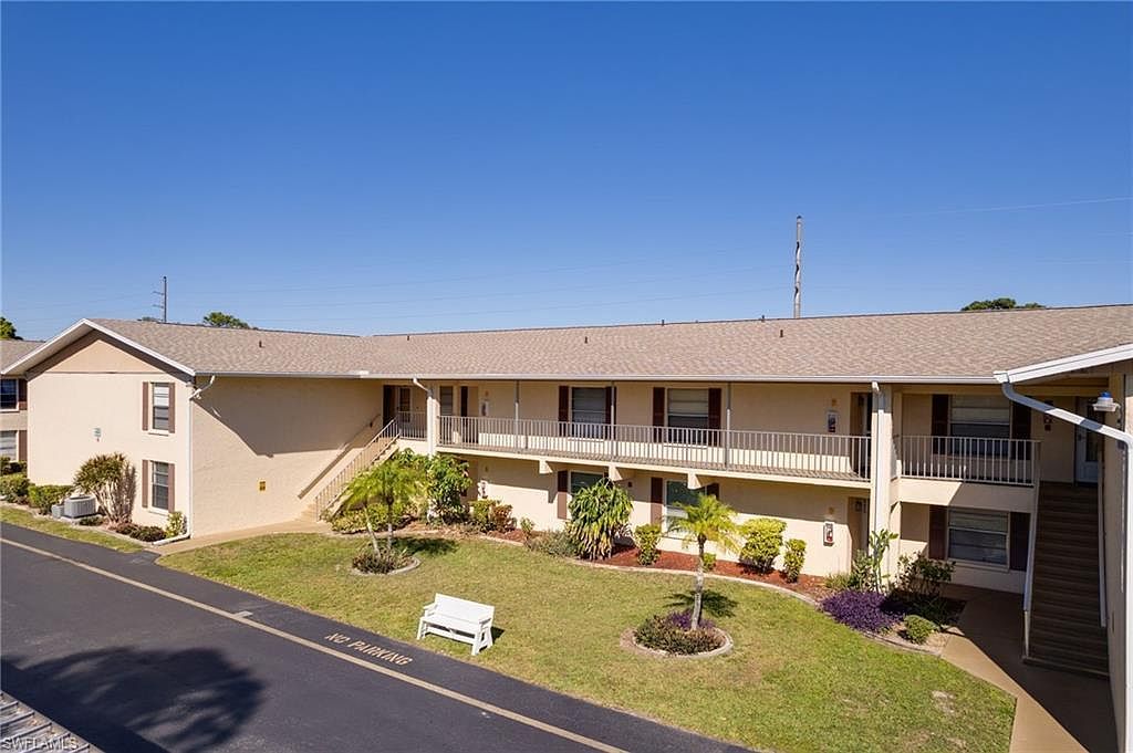 1100 Pondella Rd APT 801 Cape Coral, FL 33909 - Thumbnail 2