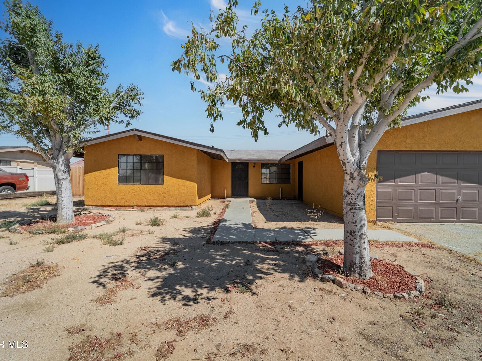 7317 California City Blvd California City, CA 93505 - Thumbnail 2