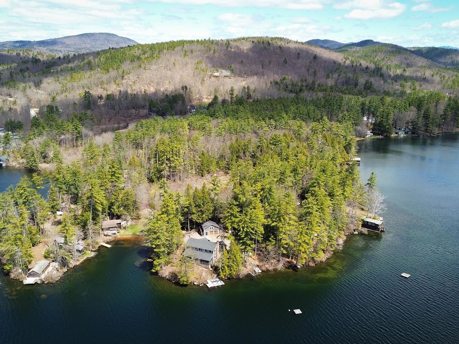 59 Squam Lake Rd Holderness, NH 03245, 3245