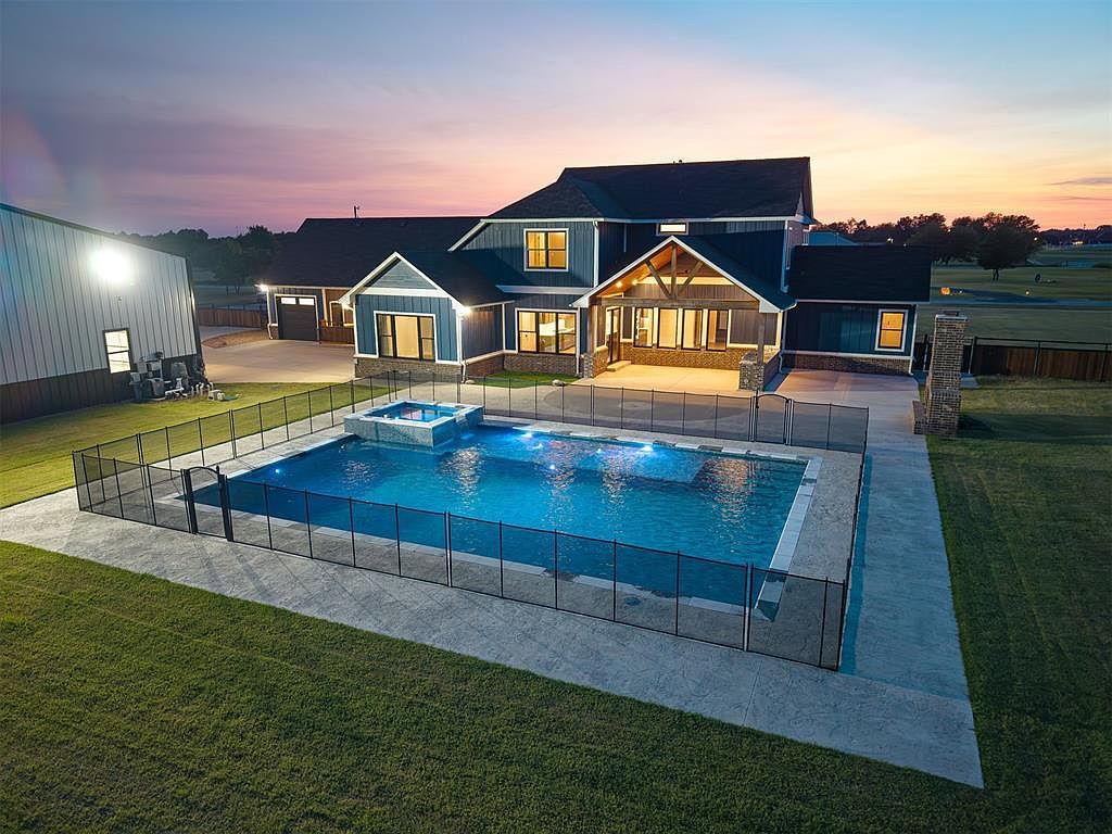 115 Weaver Ct Noble, OK 73068 - Thumbnail 2