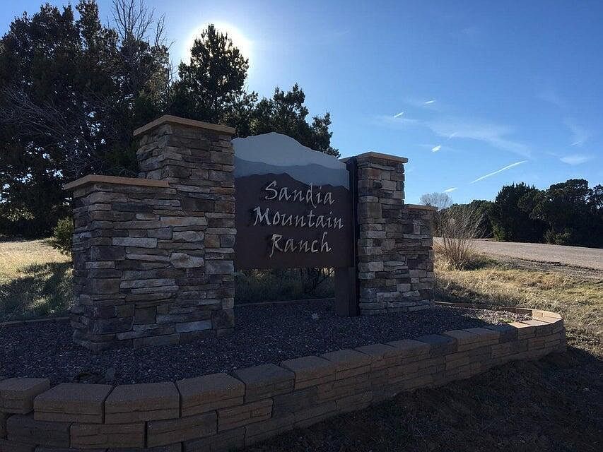 52 Sandia Mountain Ranch Dr Tijeras, NM 87059 - Thumbnail 2