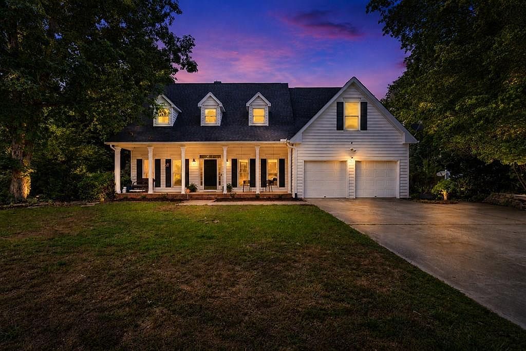 150 Kensington Dr Greenwood, SC 29649, 29649