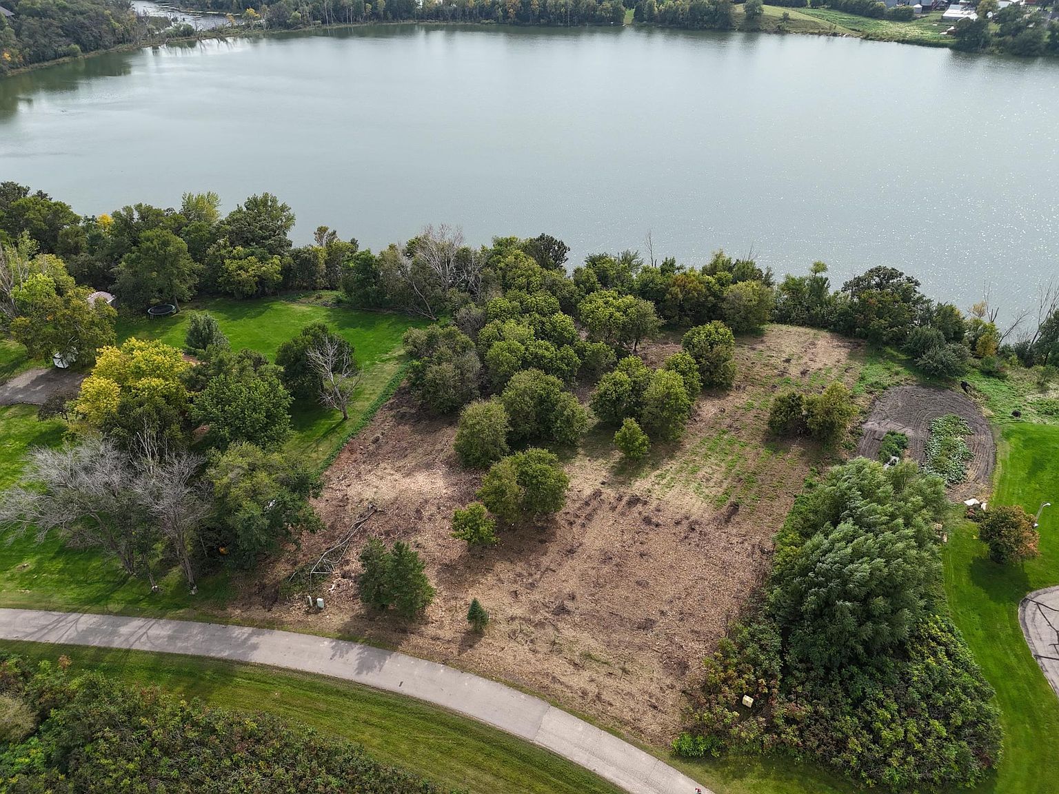 Wintermute Ln Morris, MN 56267 - Thumbnail 2