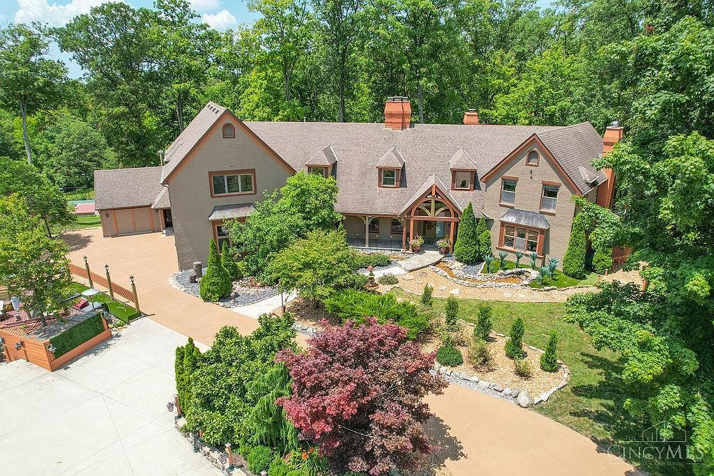 7883 Chestershire Dr West Chester, OH 45241  | Single Family