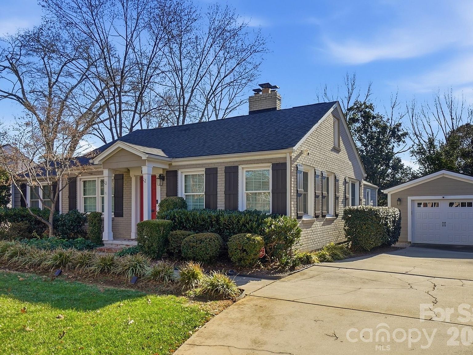 835 Sedgefield Rd Charlotte, NC 28209 - Thumbnail 2
