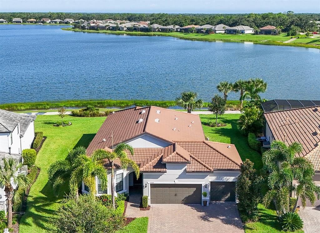 7948 Grande Shores Dr Sarasota, FL 34240 - Thumbnail 2