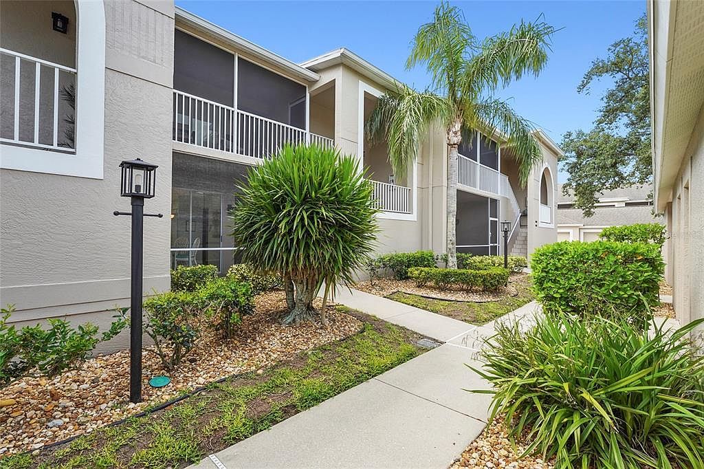 9550 High Gate Dr Unit 1515 Sarasota, FL 34238  | Condominium