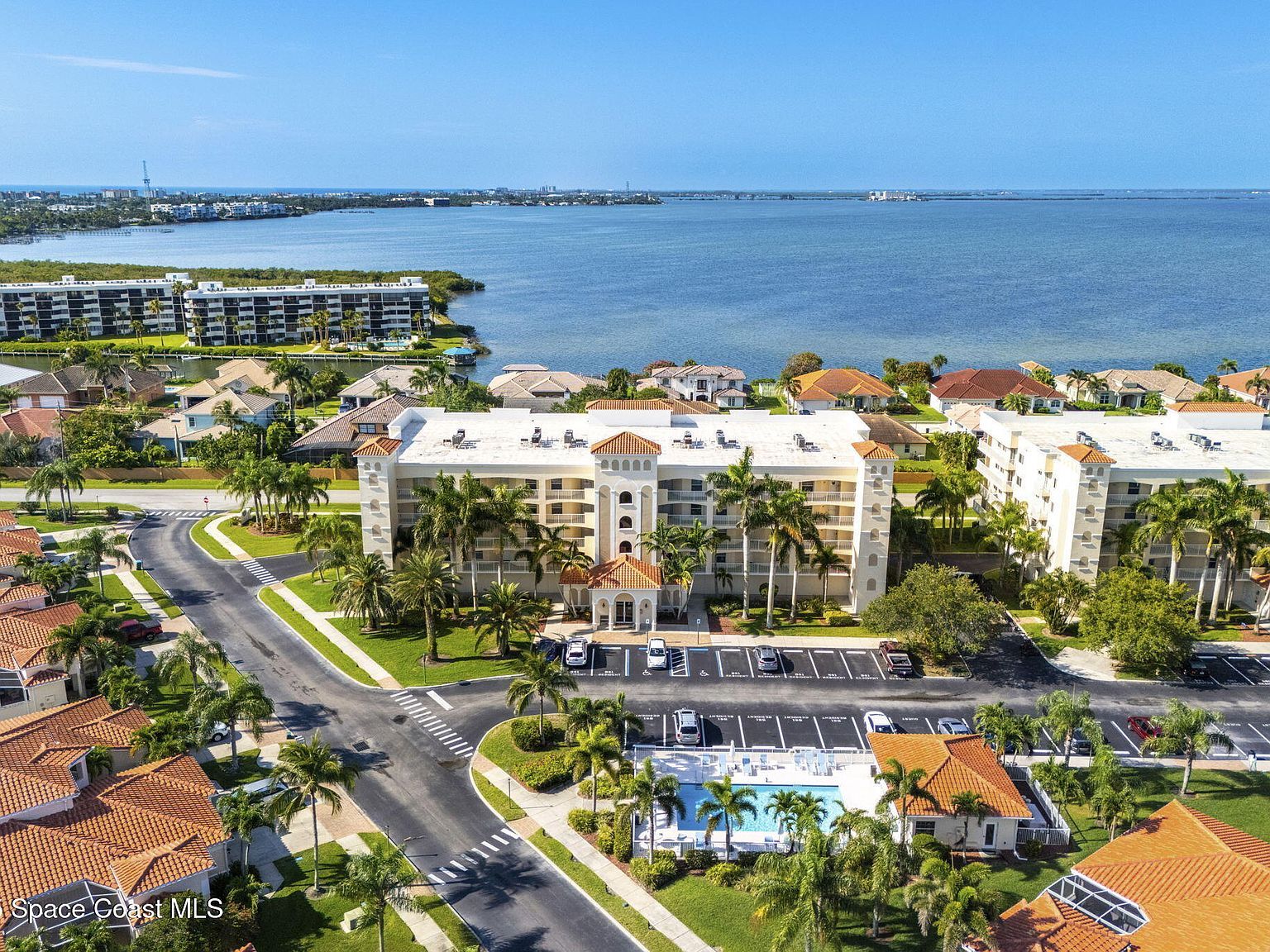 551 Casa Bella Dr UNIT 501 Cape Canaveral, FL 32920 - Thumbnail 2