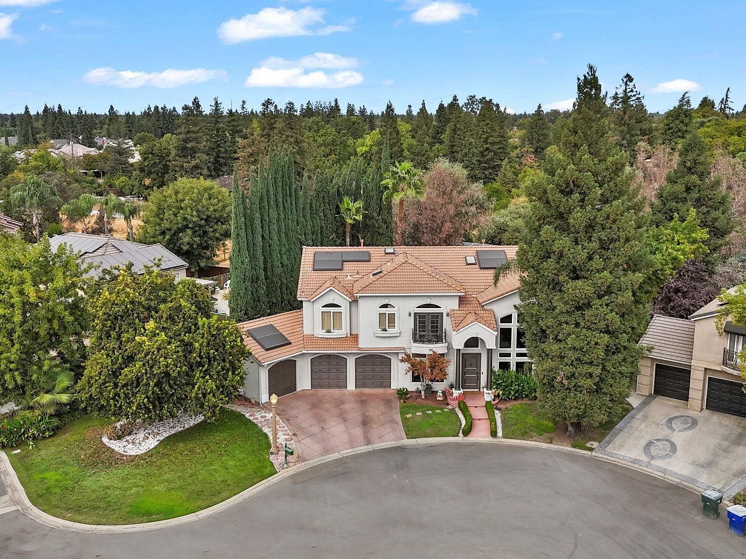 2550 E Jenny Ave Fresno, CA 93720 - Thumbnail 2