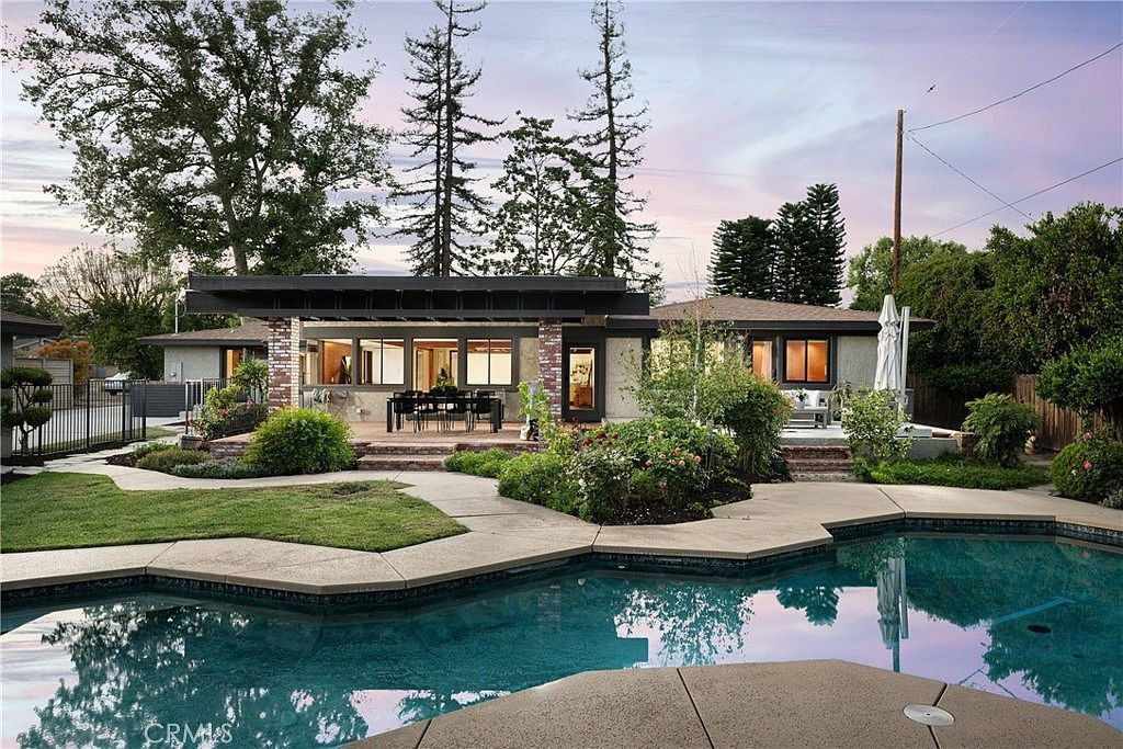 17824 Sunburst St Northridge, CA 91325, 91325