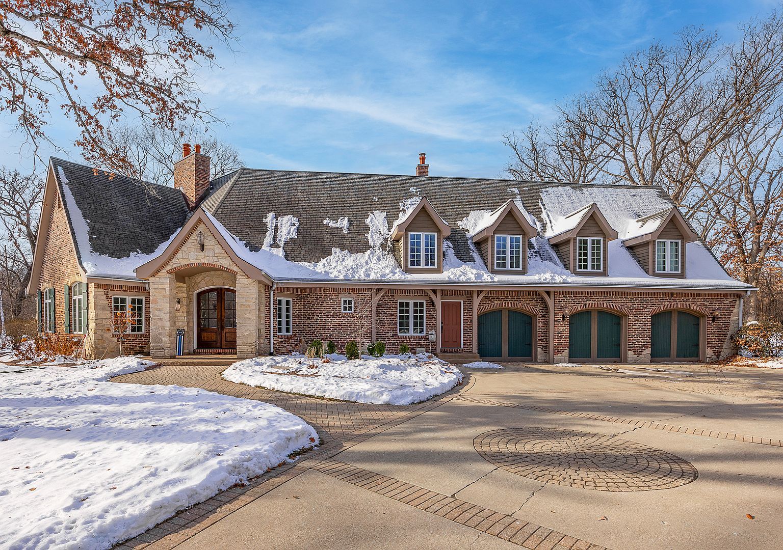 7S460 Donwood Dr W Naperville, IL 60540 - Thumbnail 2