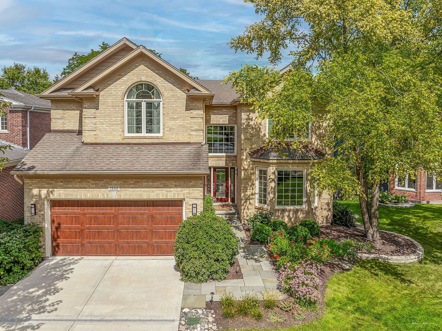 1950 Elmore Ave Downers Grove, IL 60515 - Thumbnail 2