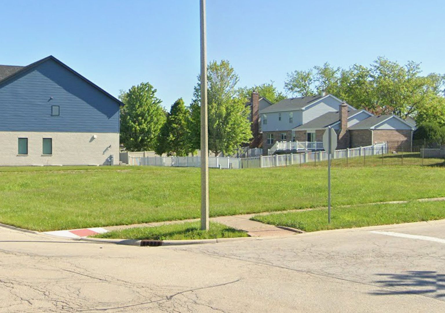 10S065 Havens Dr Downers Grove, IL 60517  | Land/Lot