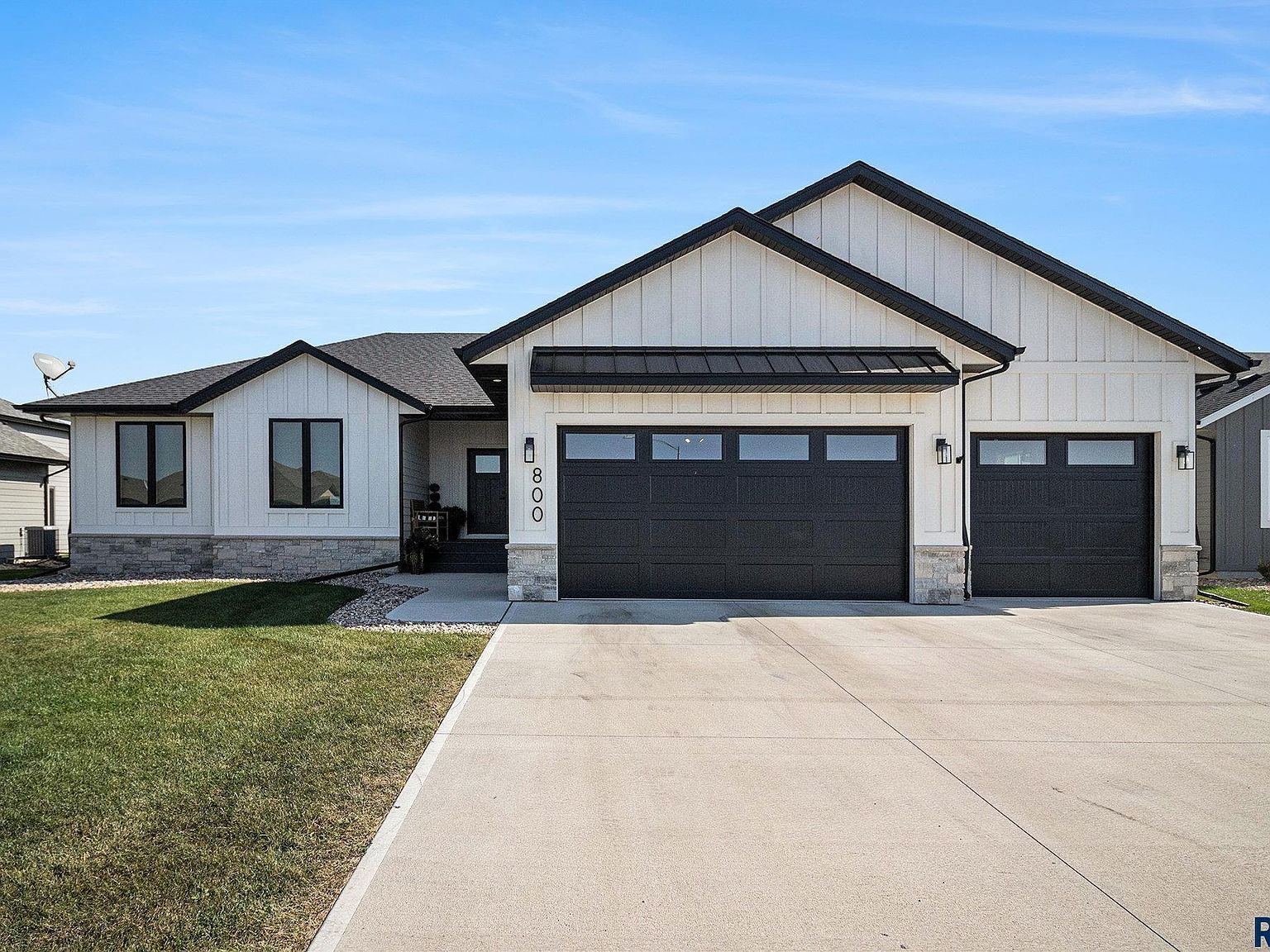 800 S James Ave Tea, SD 57064  | Single Family