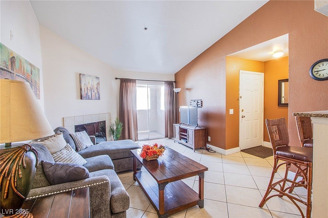 4200 S Valley View Blvd UNIT 3030 Las Vegas, NV 89103 - Thumbnail 2