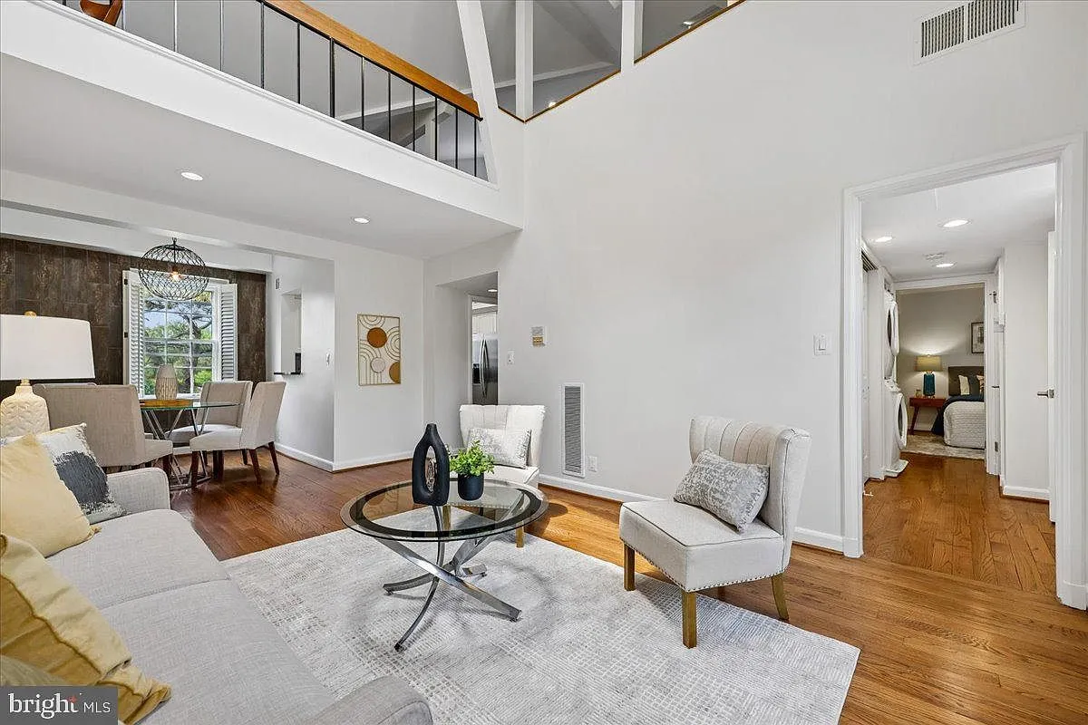 3621 39th St NW APT E323 Washington, DC 20016, 20016