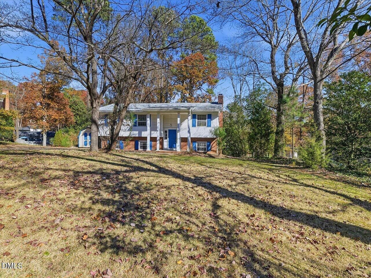 806 Oakley Ct Cary, NC 27511 - Thumbnail 2